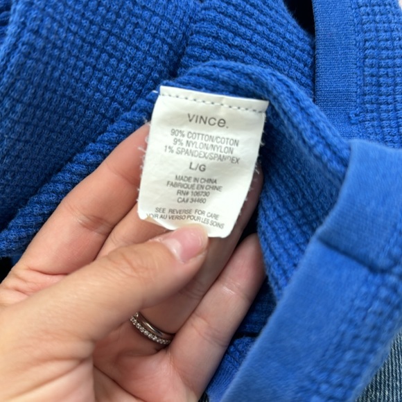 Vince Men’s Cobalt Blue Long Sleeve Thermal Waffle Knit TShirt, L - Picture 4 of 5